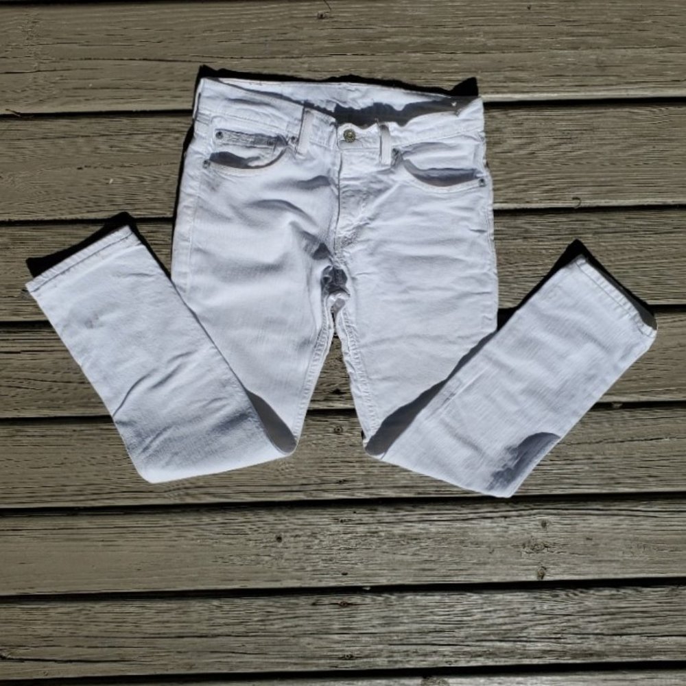 LEVI Men 511 White Jean.